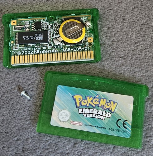 Pokémon versione smeraldo - pokémon,